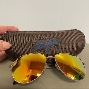 MAUI JIM ORANGE MIRROR AVIATOR SUNGLASSES AND CASE